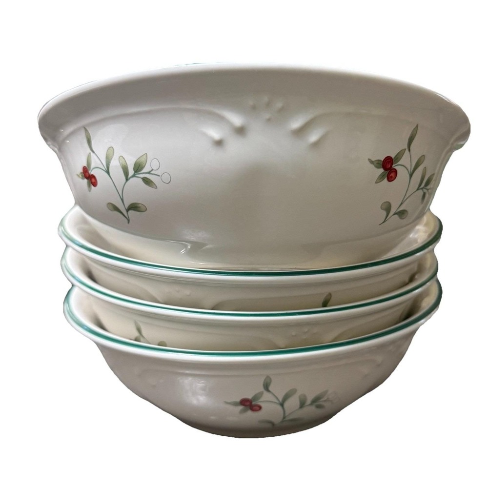 Vtg Pfaltzgraff Winterberry Soup Cereal Bowls 5 7/8" Holly & Berries‎ Set Of 4